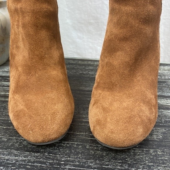 Kensie Brown Suede Bernadette Block Heel Side Zip Knee High Boots 8 - Picture 6 of 10